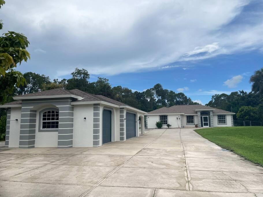 North Naples La Finca... Beautiful Countryside Home ! מראה חיצוני תמונה