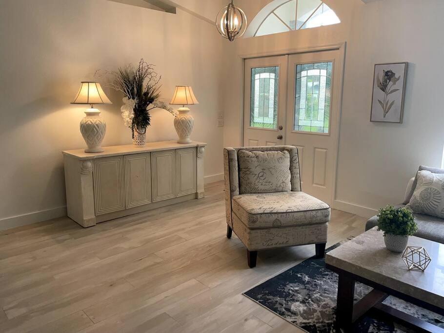 North Naples La Finca... Beautiful Countryside Home ! מראה חיצוני תמונה