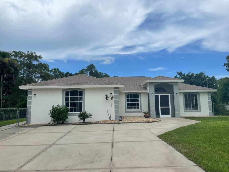 North Naples La Finca... Beautiful Countryside Home ! מראה חיצוני תמונה